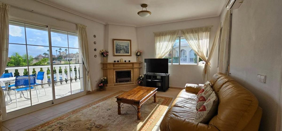 Properties for sale and rent in Spain photo 4