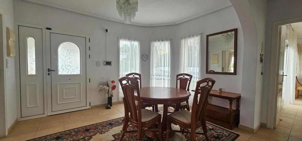Properties for sale and rent in Spain photo 5