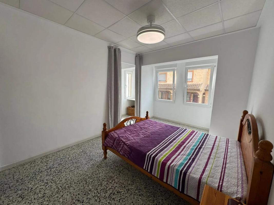 Properties for sale and rent in Spain photo 5