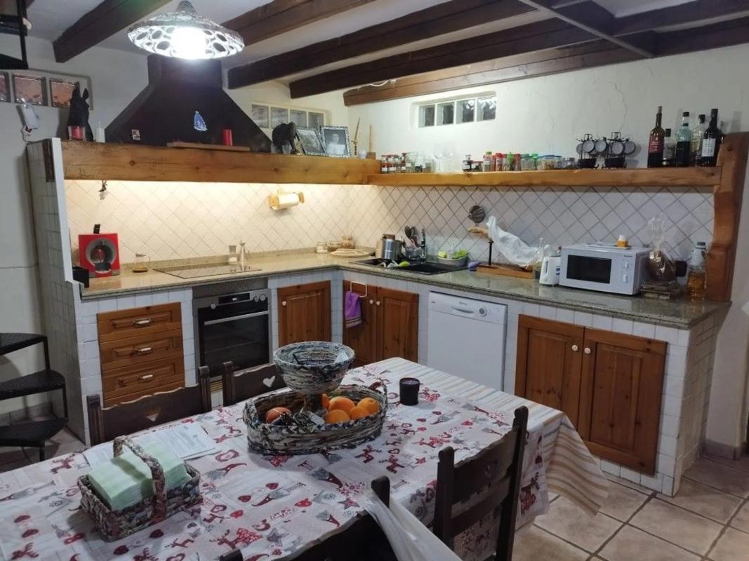 Properties for sale and rent in Spain photo 5