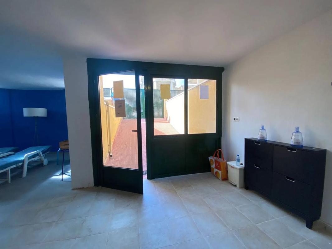 Properties for sale and rent in Spain photo 2