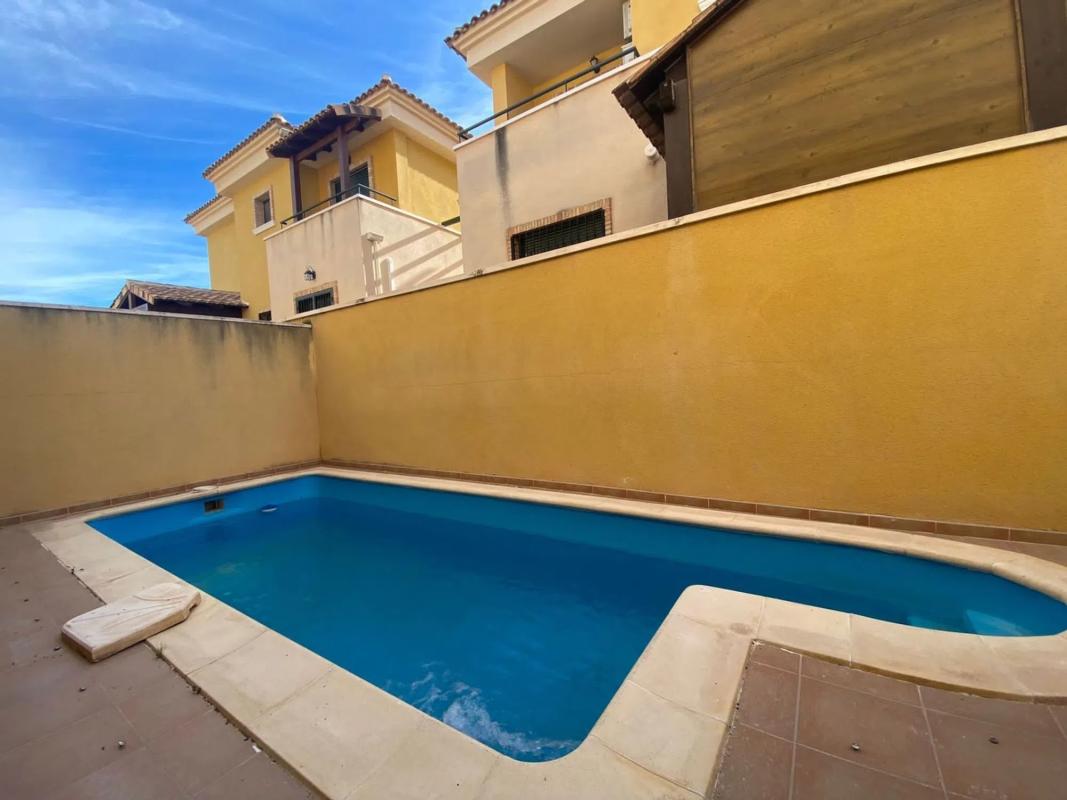Properties for sale and rent in Spain photo 4