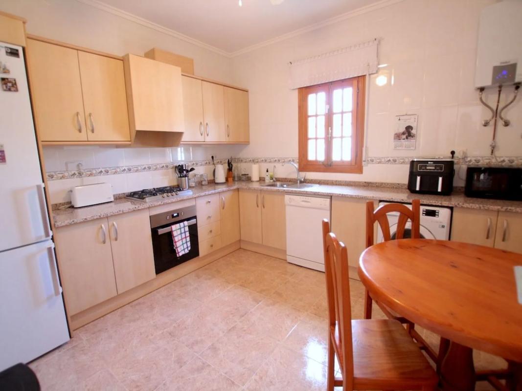 Недвижимость на продажу и в аренду в Испании photo 5