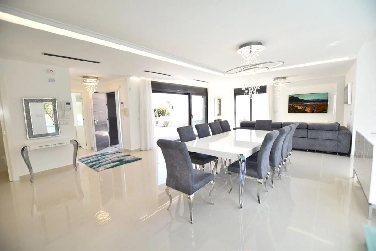 Недвижимость на продажу и в аренду в Испании photo 3