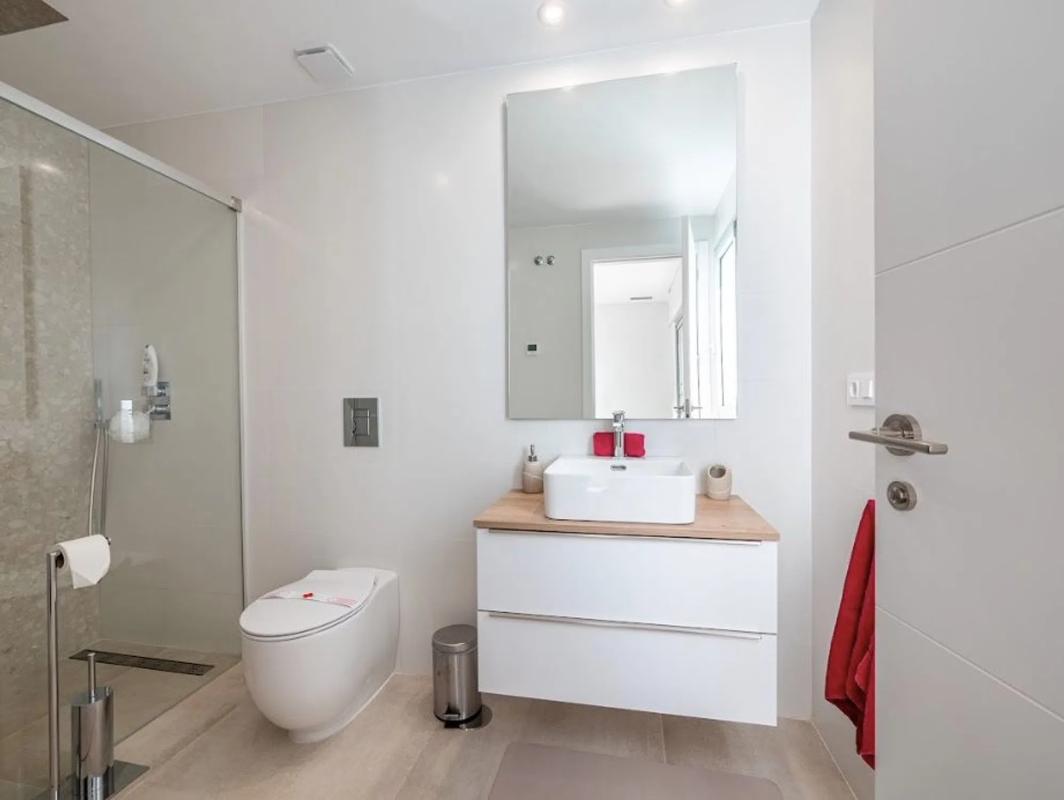 Properties for sale and rent in Spain photo 3