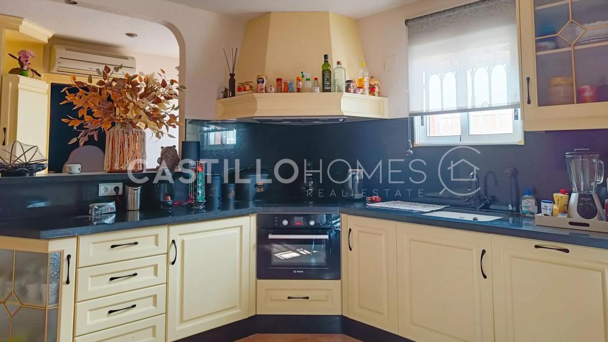 Недвижимость на продажу и в аренду в Испании photo 3