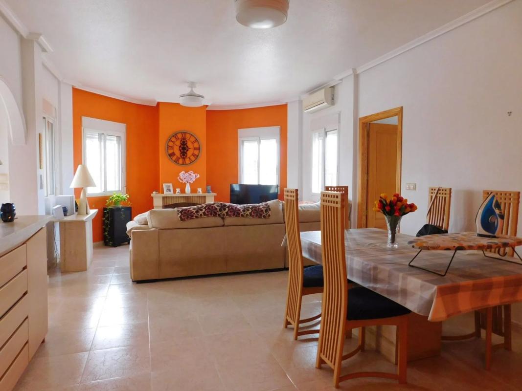 Недвижимость на продажу и в аренду в Испании photo 3