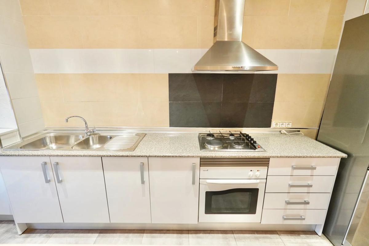 Недвижимость на продажу и в аренду в Испании photo 3