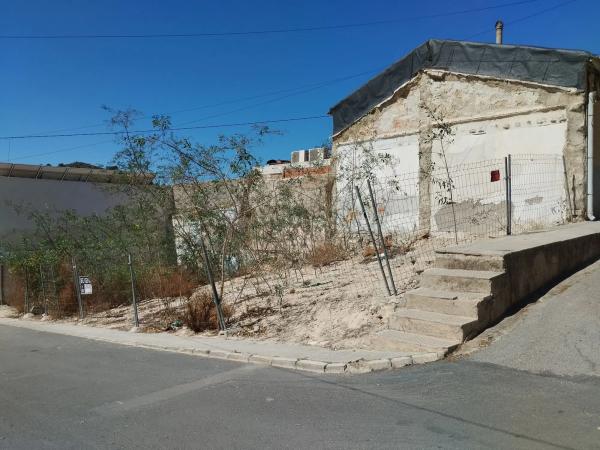 Casa independiente en calle Vega Bajà, 7 photo 1