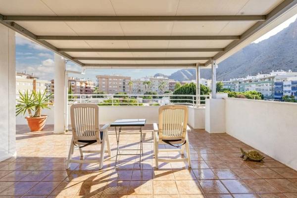 Casa independiente en calle Baltasar Martinez, 25 thumbnail 1