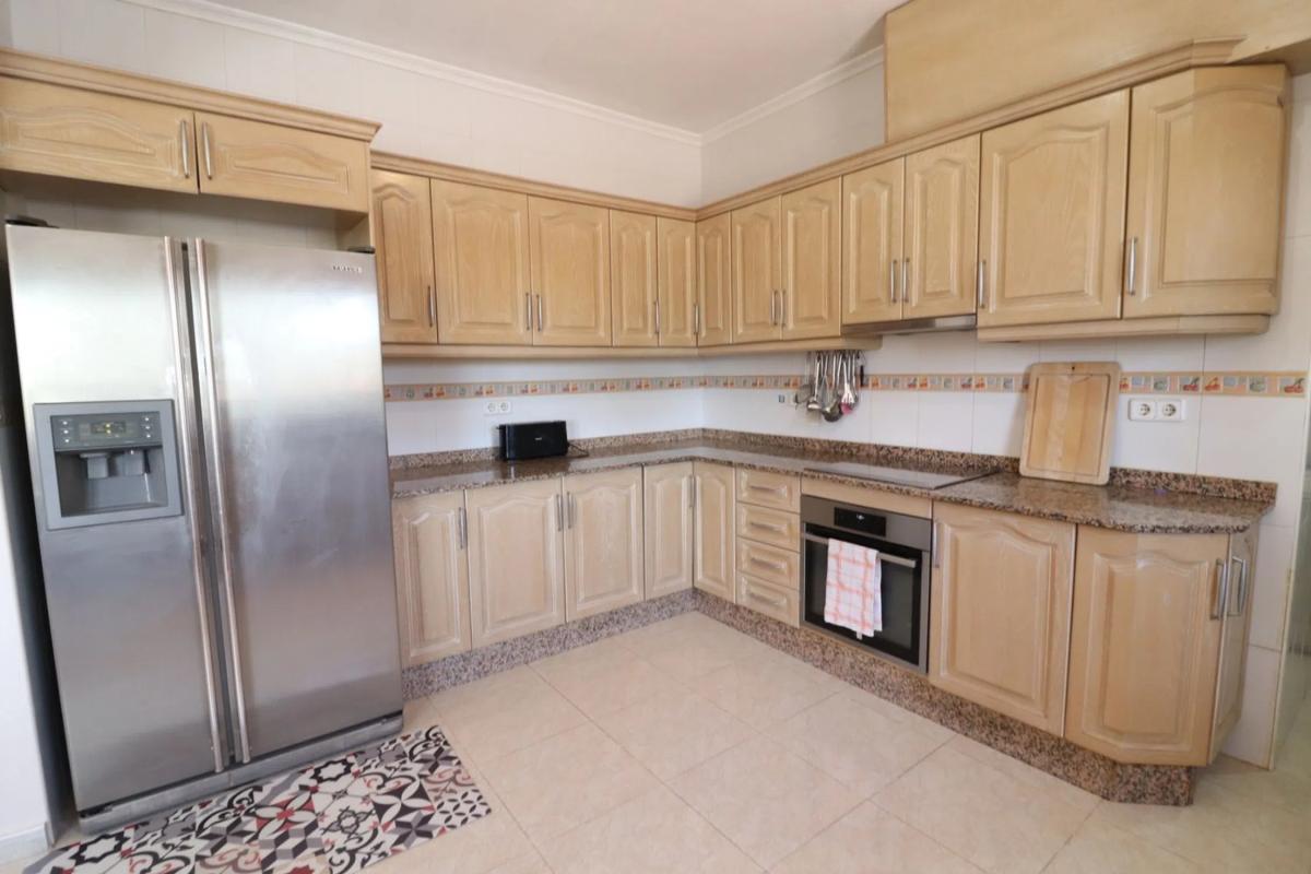 Properties for sale and rent in Spain photo 4
