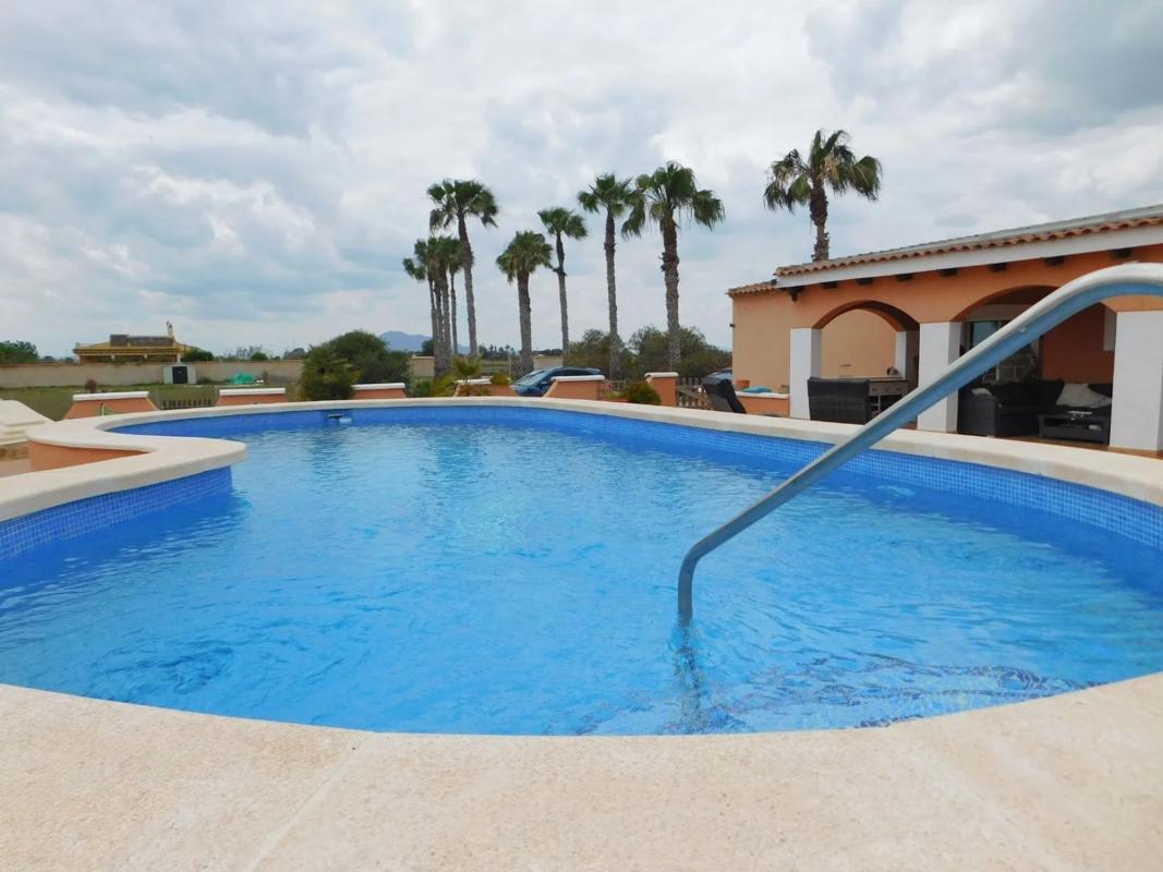 Properties for sale and rent in Spain photo 2