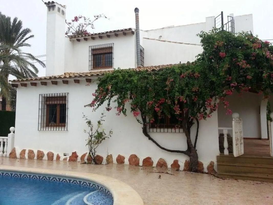 Propiedades en venta y alquiler en España photo 3