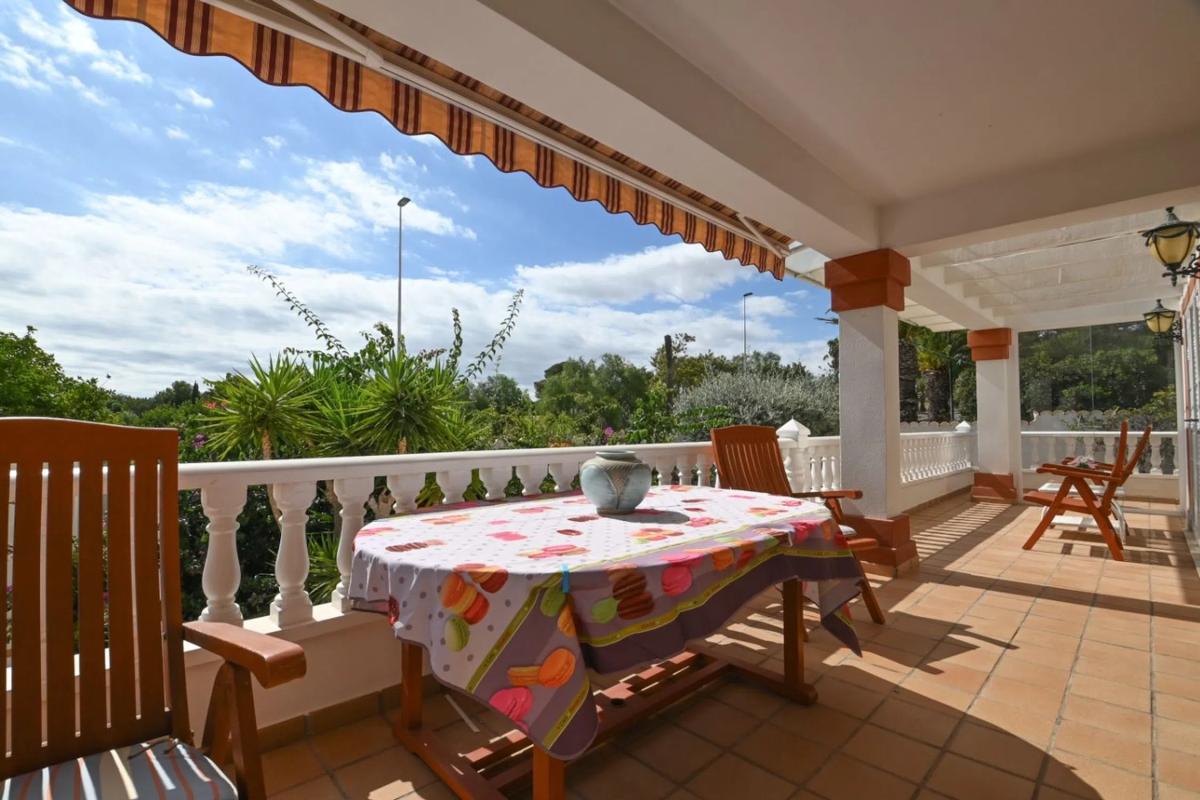Properties for sale and rent in Spain photo 2