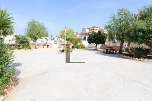 Finca rústica en venta en Barrio Playa Flamenca , Orihuela photo 1