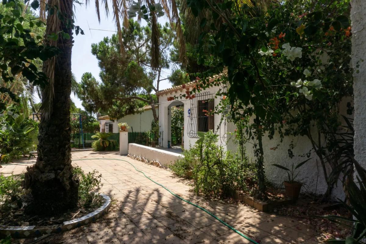 Properties for sale and rent in Spain photo 5