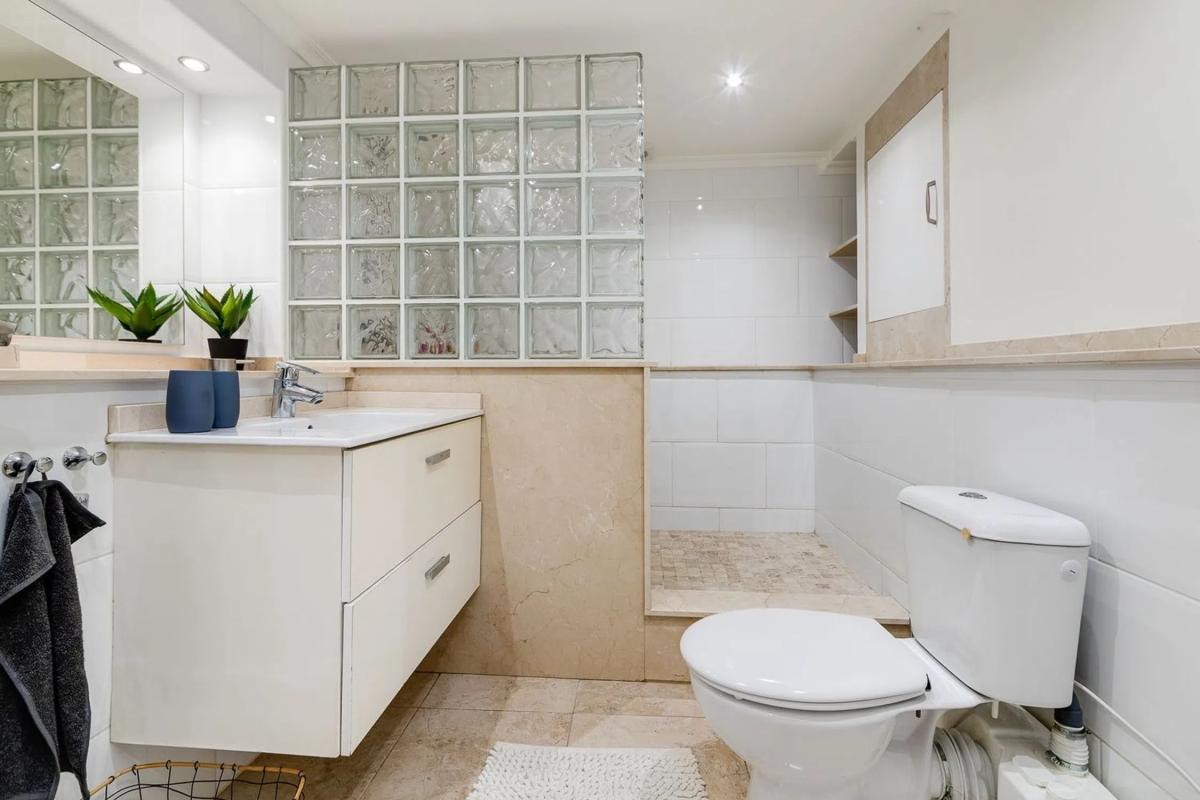 Properties for sale and rent in Spain photo 5