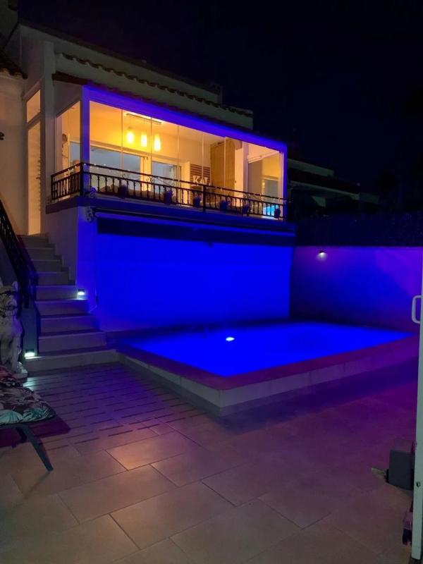 Properties for sale and rent in Spain photo 2