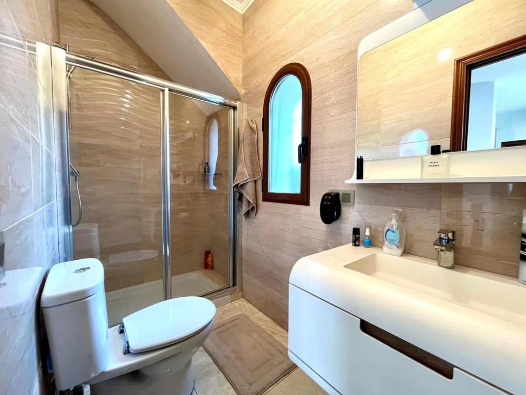 Properties for sale and rent in Spain photo 2