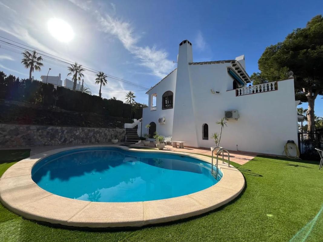 Properties for sale and rent in Spain photo 5