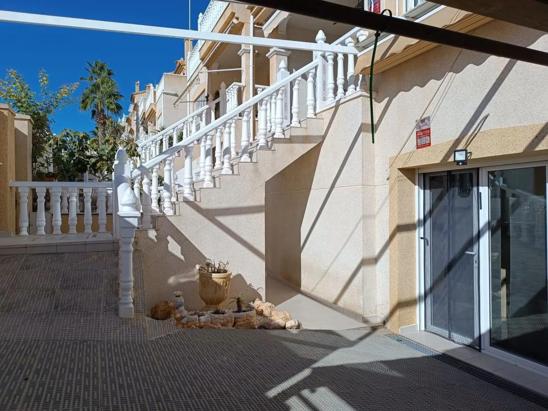 Properties for sale and rent in Spain photo 3