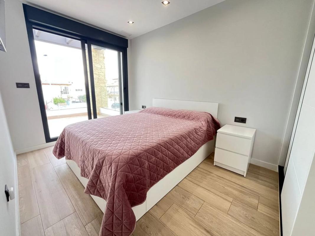 Properties for sale and rent in Spain photo 2