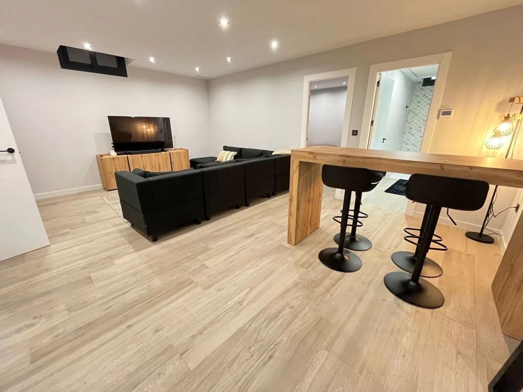 Properties for sale and rent in Spain photo 5