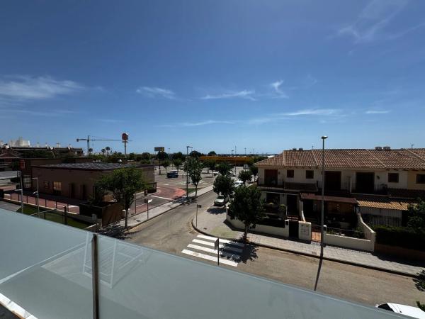 Casa independiente en CL Numancia, 36 thumbnail 2