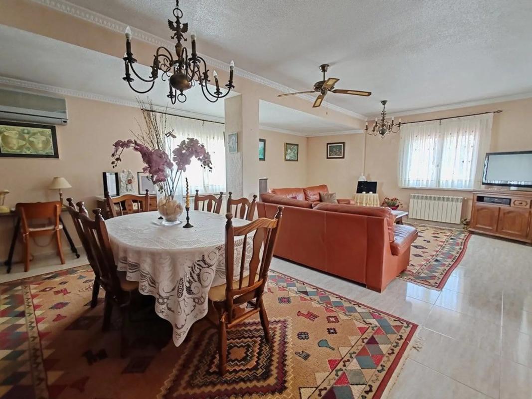 Недвижимость на продажу и в аренду в Испании photo 3