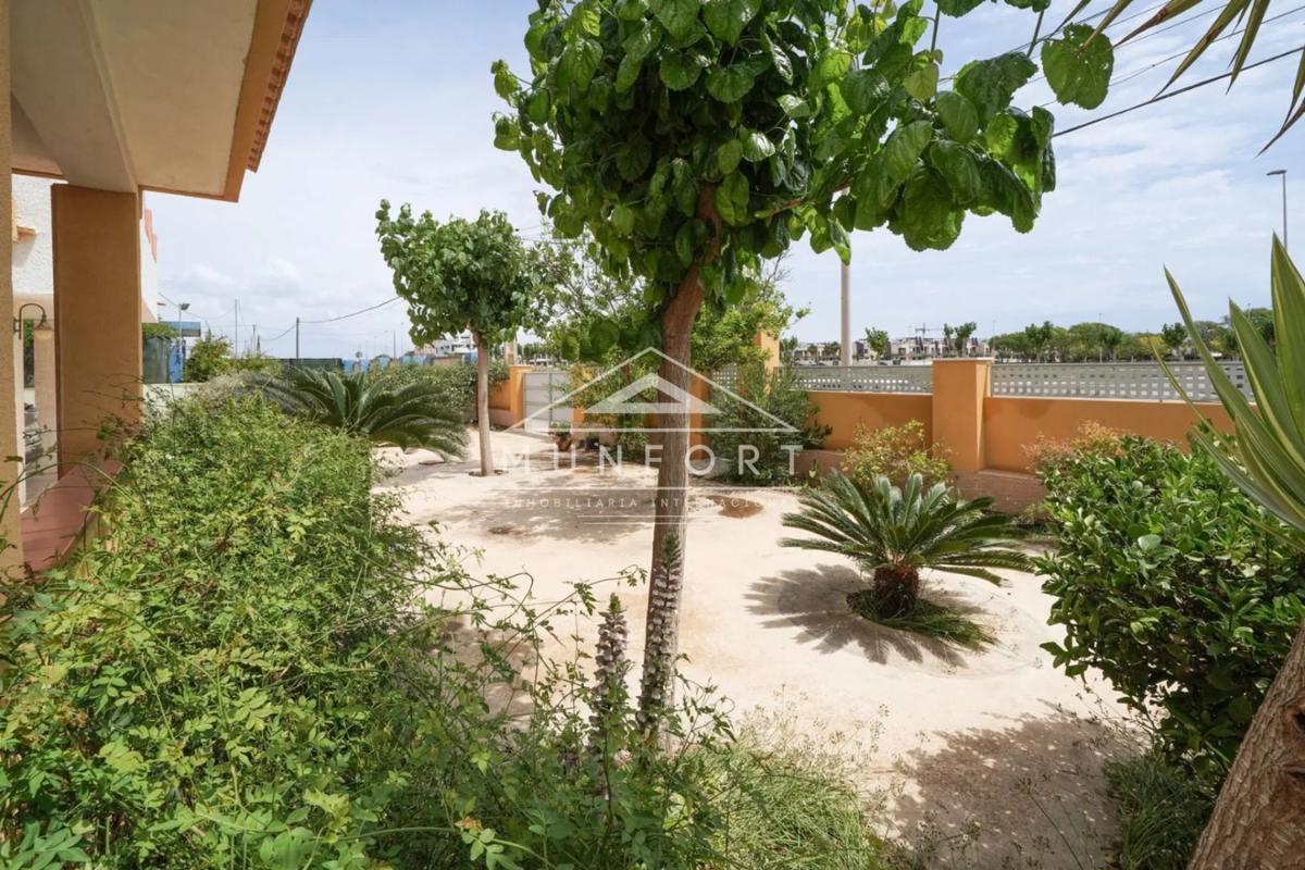 Properties for sale and rent in Spain photo 2