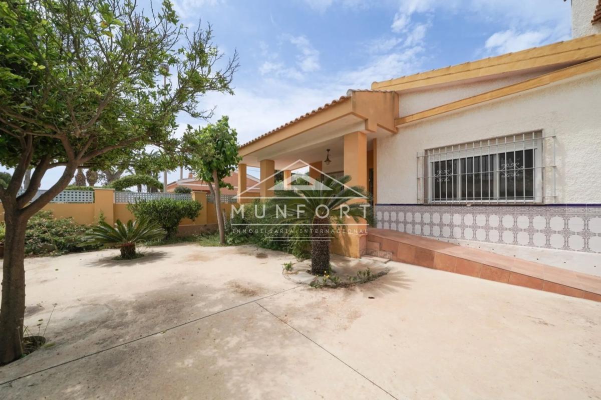 Properties for sale and rent in Spain photo 3