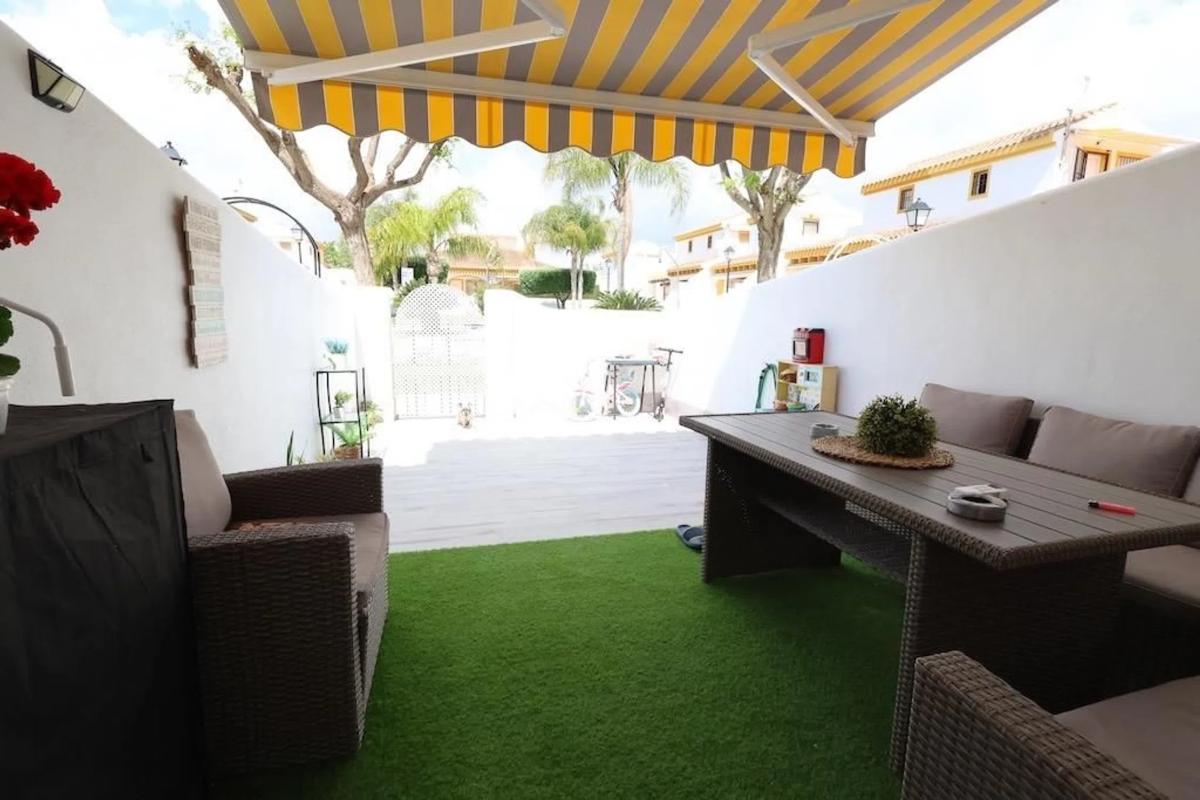 Properties for sale and rent in Spain photo 2