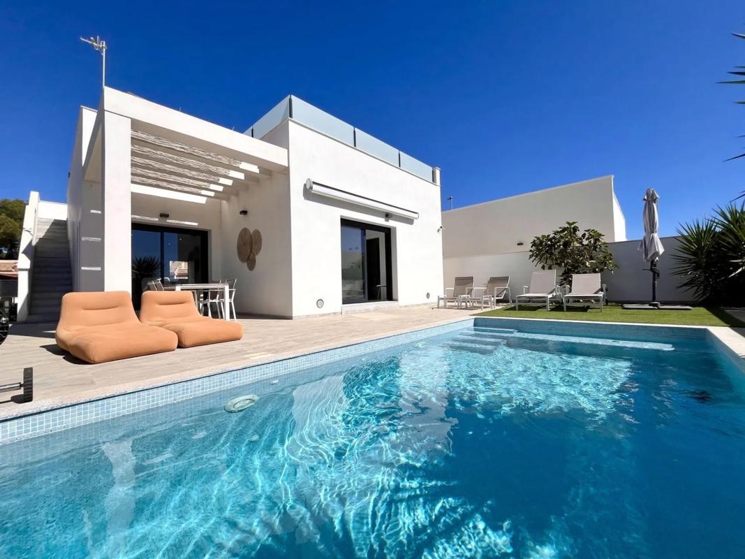Properties for sale and rent in Spain photo 1