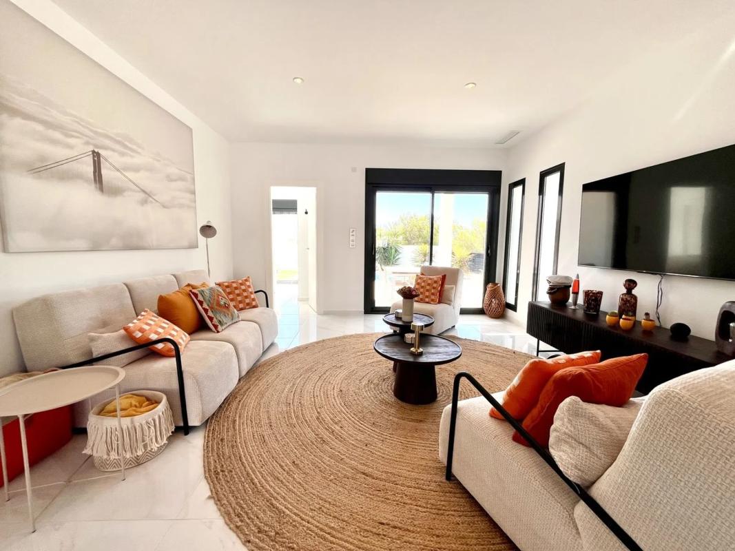 Properties for sale and rent in Spain photo 4