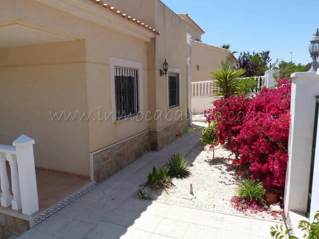 Properties for sale and rent in Spain photo 1