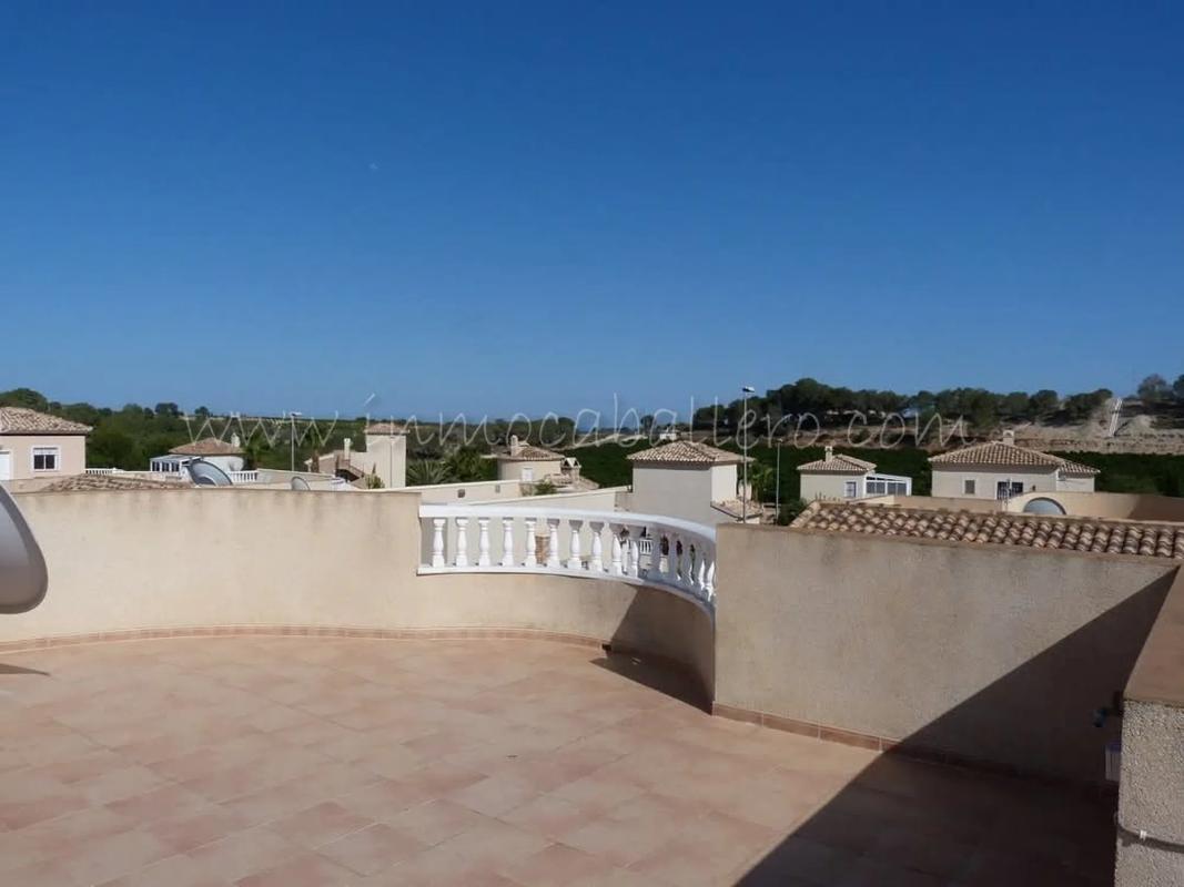Properties for sale and rent in Spain photo 4