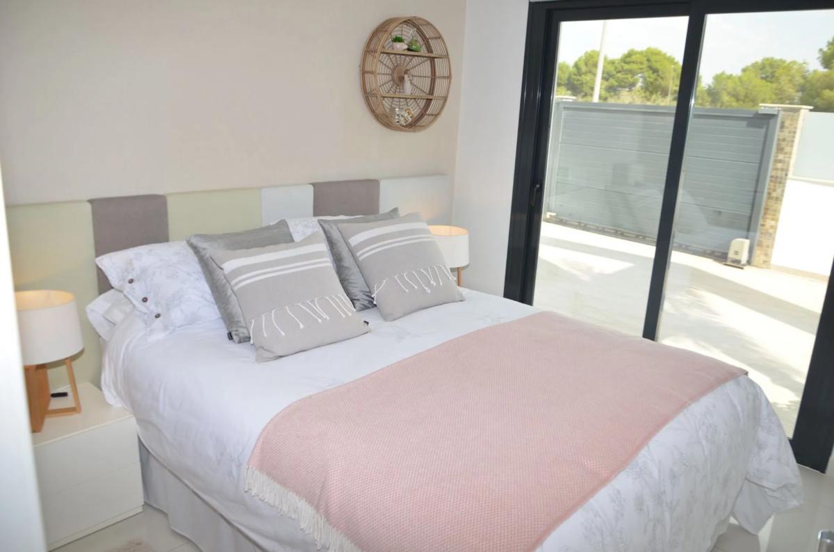 Properties for sale and rent in Spain photo 3