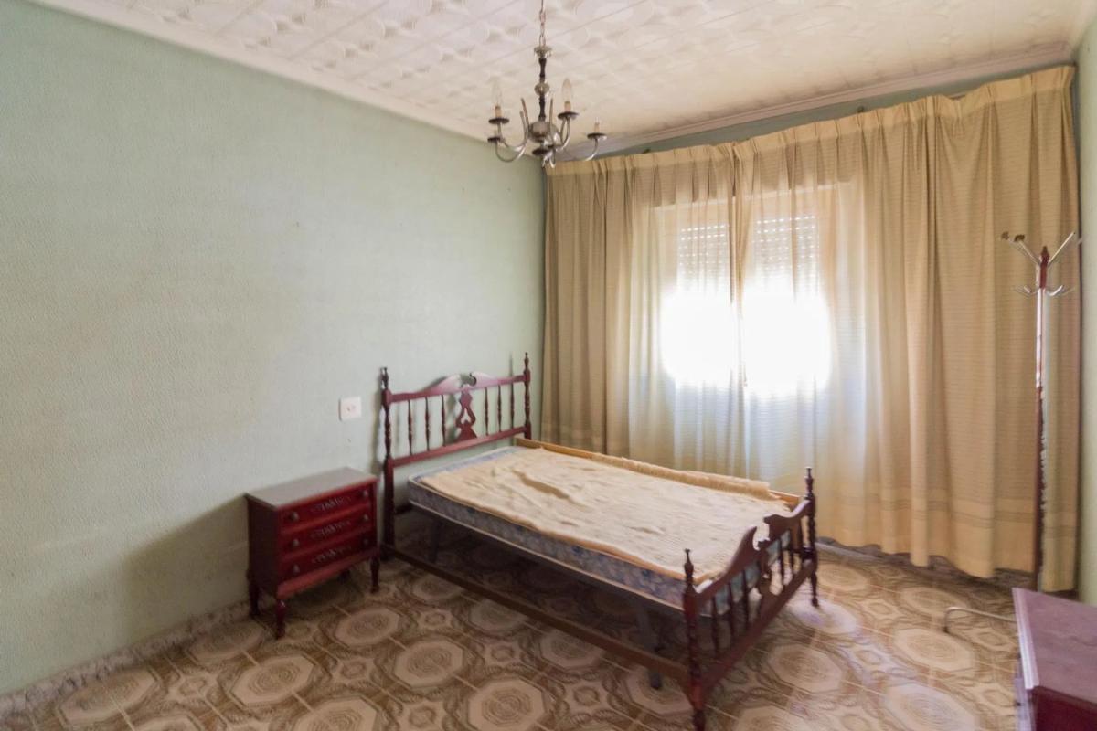 Propiedades en venta y alquiler en España photo 2