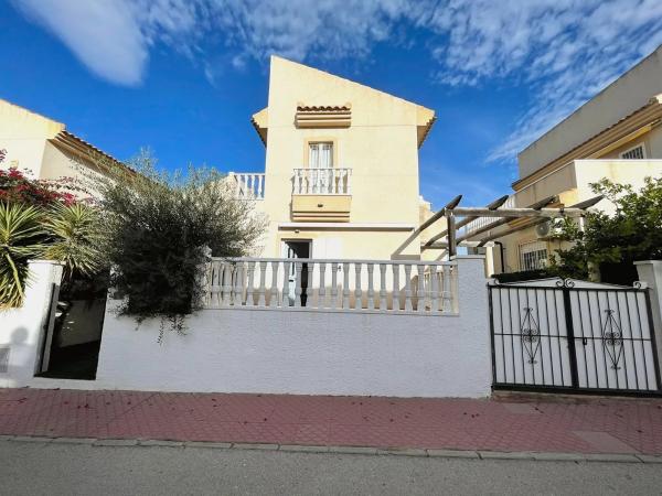 Casa independiente photo 1