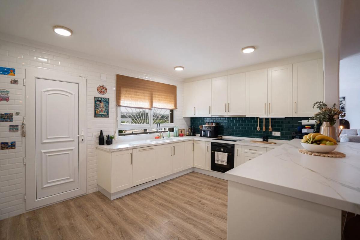 Properties for sale and rent in Spain photo 5