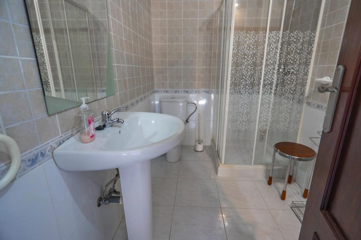 Propiedades en venta y alquiler en España photo 2