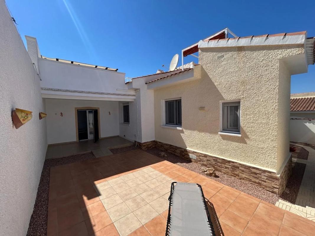 Properties for sale and rent in Spain photo 4