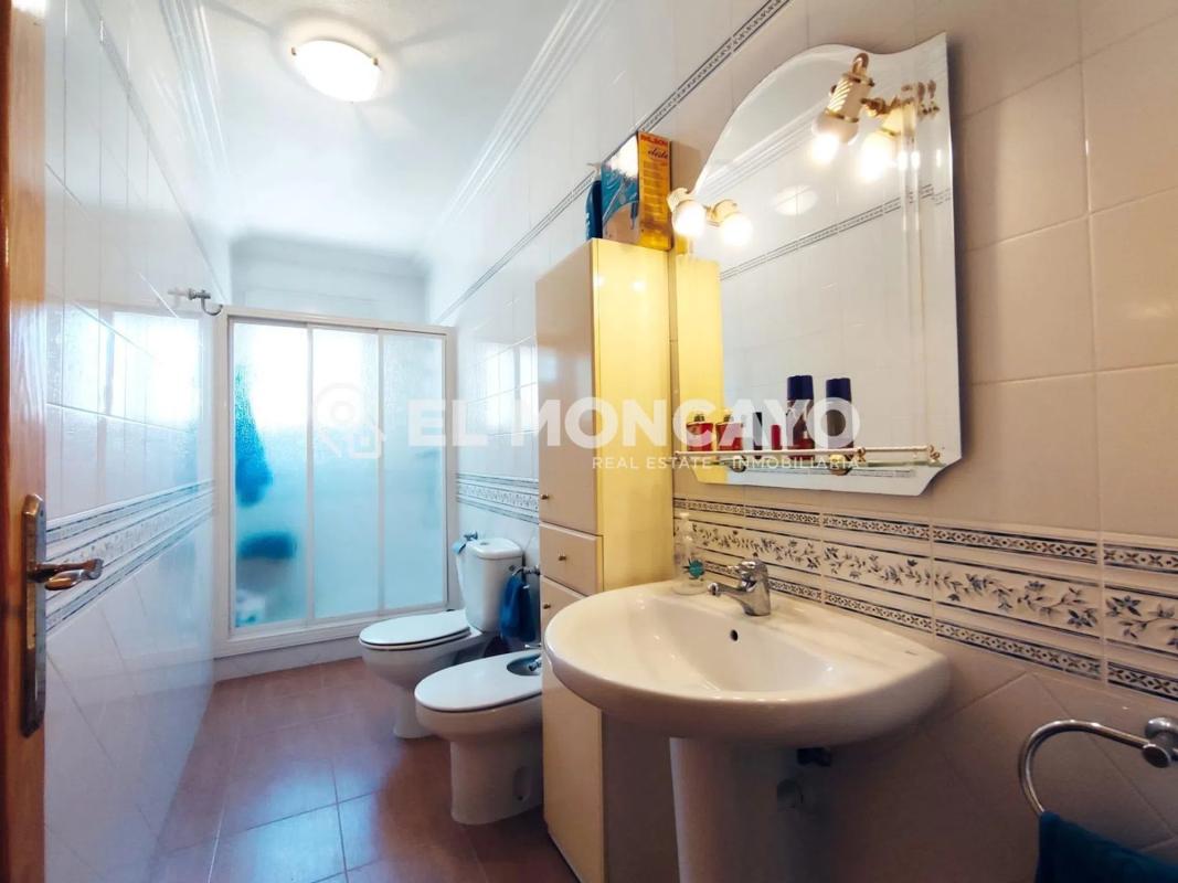Properties for sale and rent in Spain photo 2
