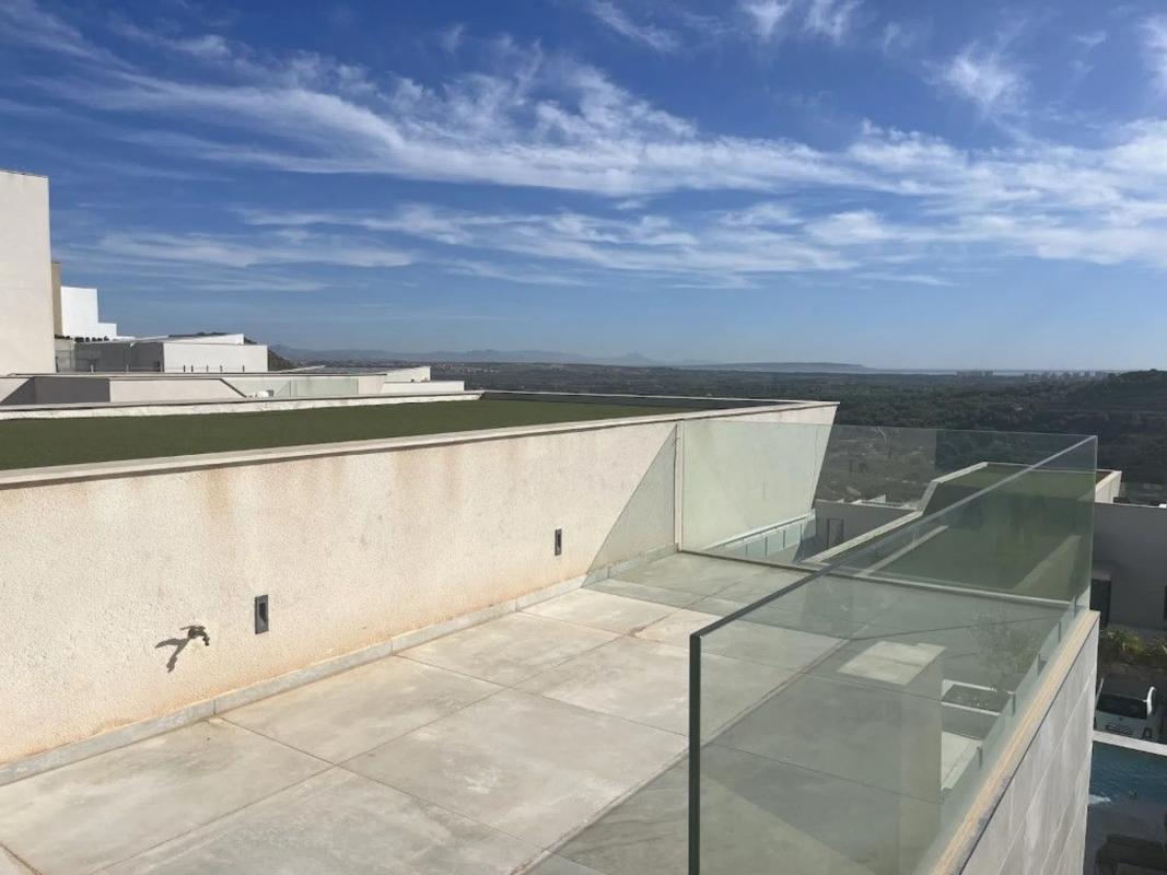 Properties for sale and rent in Spain photo 4