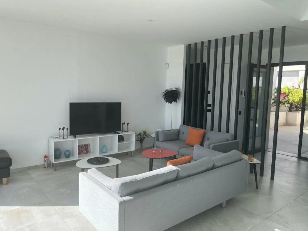 Properties for sale and rent in Spain photo 5