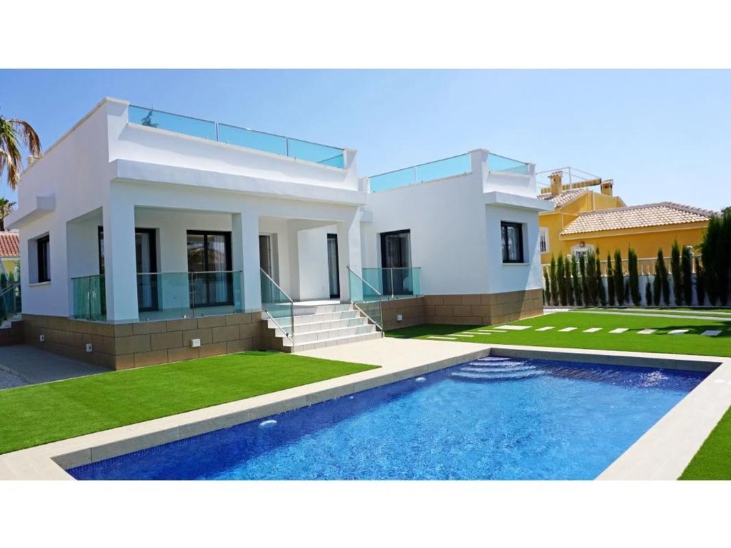 Properties for sale and rent in Spain photo 2