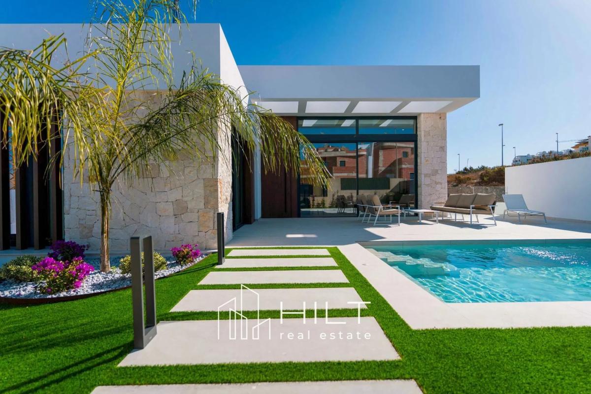 Terreno en venta en Rojales, Alicante photo 2