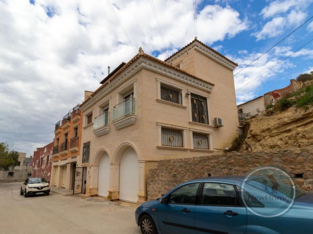 Properties for sale and rent in Spain photo 5