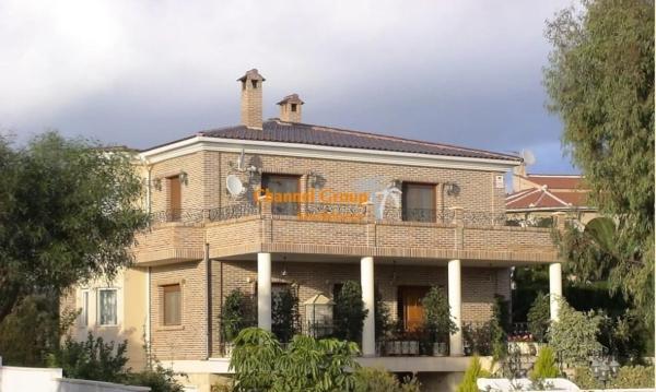 Casa independiente en calle de los Almendros photo 4
