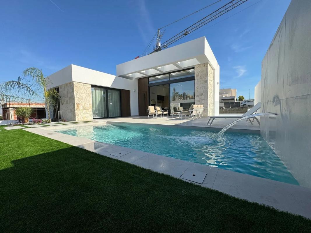 Properties for sale and rent in Spain photo 3